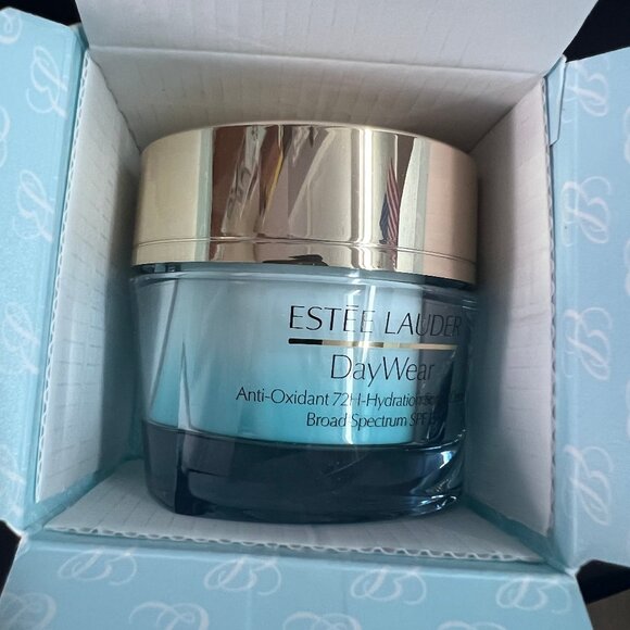 Estee Lauder DayWear Anti-Oxidant 72H-Hydration Sorbet Creme SPF 15 - Picture 5 of 6